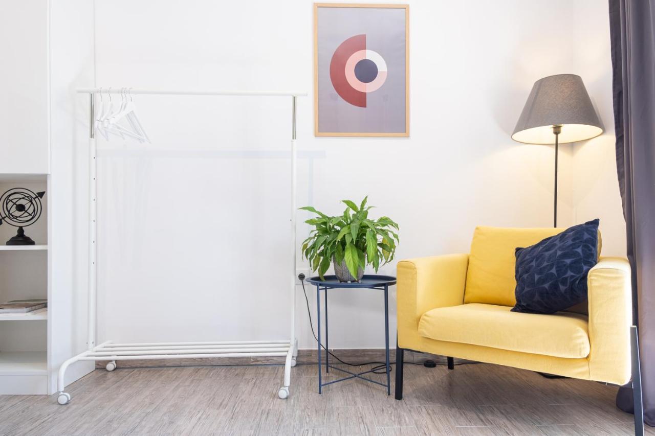 Studio Apartment Les - 4 Min Walk From Amphiteatre Pula Exterior foto